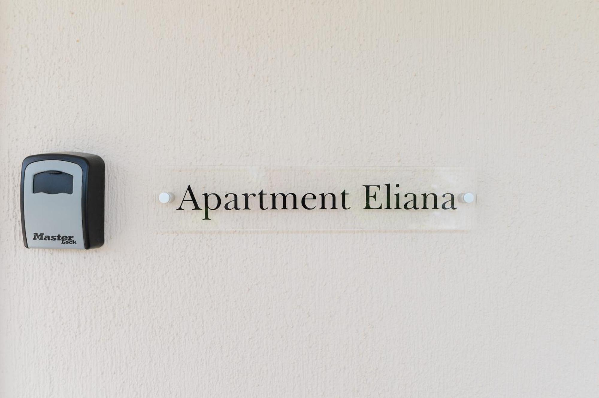 Vasilopoulos Residences - Apartments Eliana & Melanthia Argostolion Exterior foto